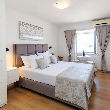 Banjo Polo Apartment *